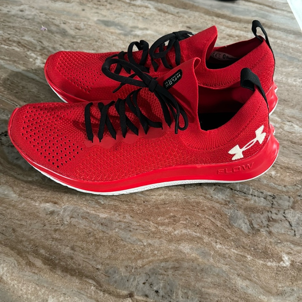 Under Armour Velociti SE Sz.11